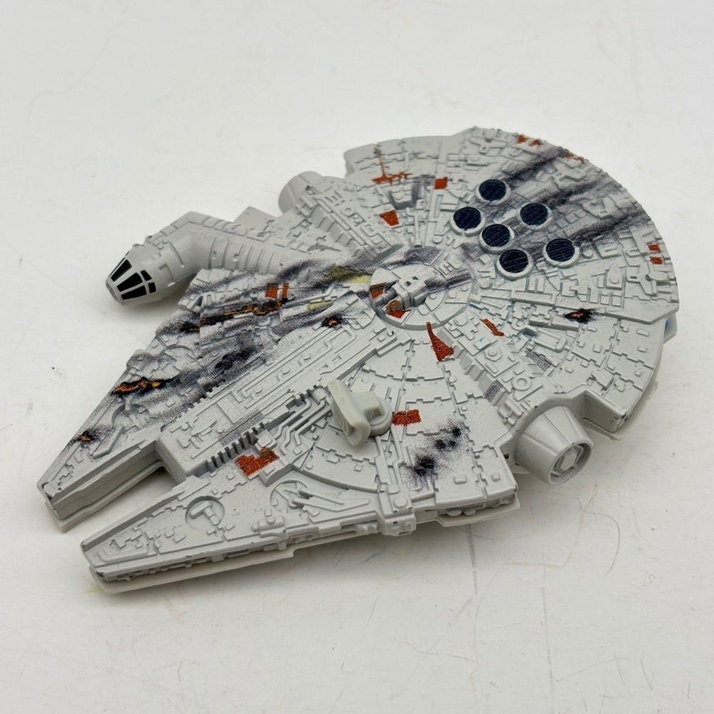 Hot Wheel Star Wars Millennium Falcon Battle Damage Starships 3" Diecast Vehicle